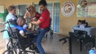 Projeto "Cão Herói, Cão Amigo" auxilia no tratamento de crianças com deficiência