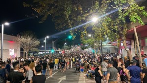 Interdição da rua 14 de Julho impulsiona comércio noturno em bares e restaurantes