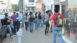 Natal deve movimentar economia 18,6% menos que em 2014