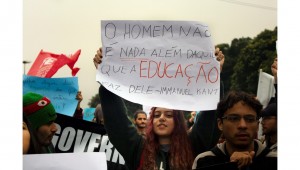 Brasil: pátria não-educadora