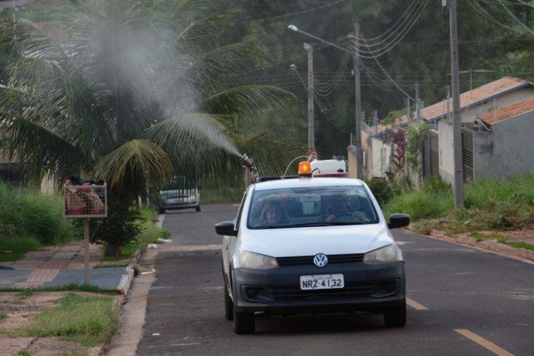 Distribuição do inseticida usado no fumacê é feita somente pelo Governo Federal