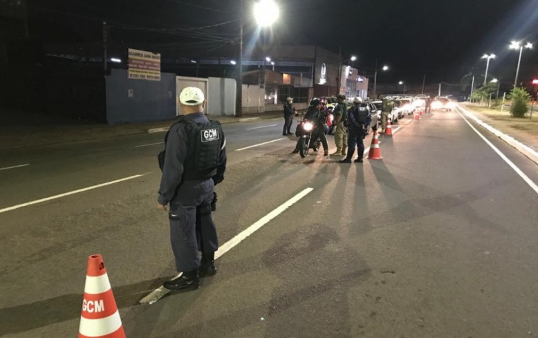 Guarda Civil Municipal em monitoramento do toque de recolher em Campo Grande