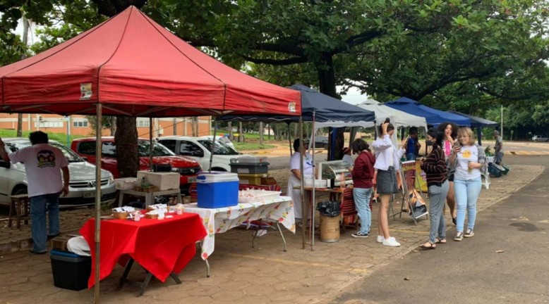 Feira agroecológica retorna com atendimento presencial no estacionamento do Teatro Glauce Rocha 