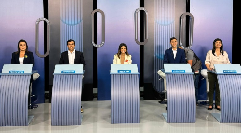 Adriane Lopes e Rose Modesto estiveram presentes no debate da TV Morena antes do primeiro turno 