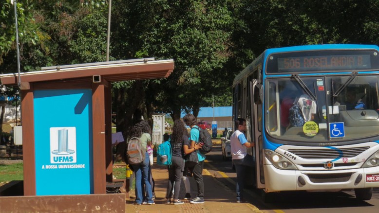 Tarifa, horários e linhas especiais atenderão a população de Campo Grande no feriado de Finados