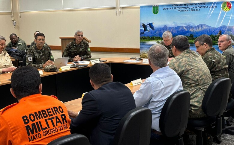 Militares fazem avaliação da Operação Pantanal 2