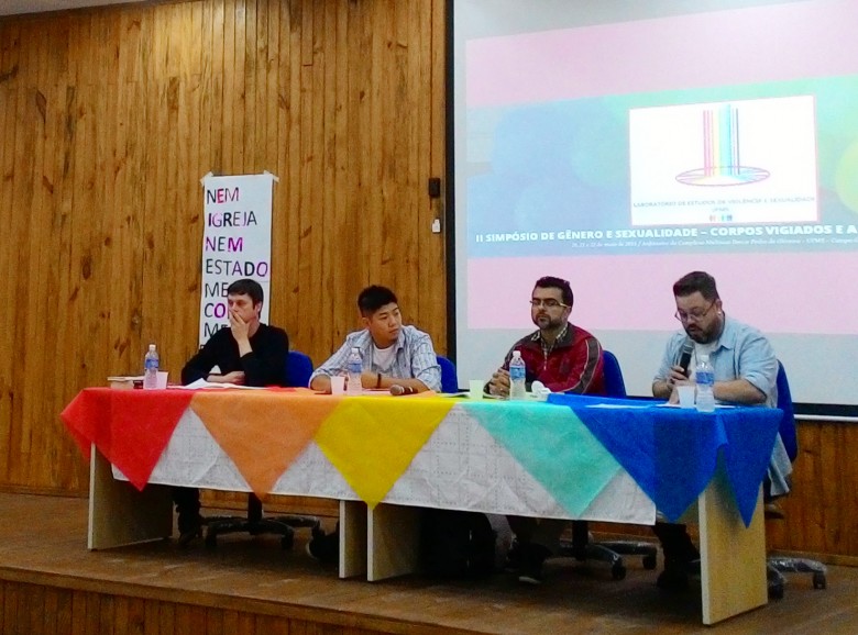 Professores da UFMS discutem diversidade sexual e combate à homofobia.