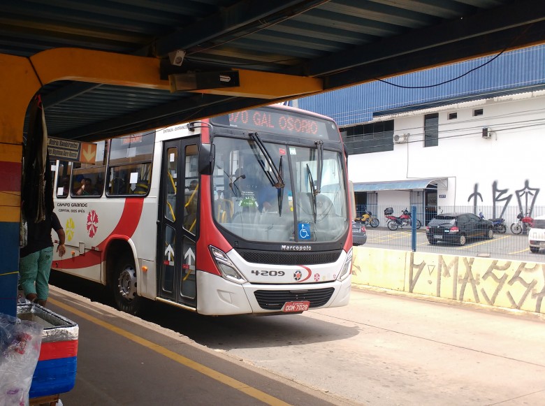 Greve de duas horas prejudica o fluxo de passageiros durante toda a manhã