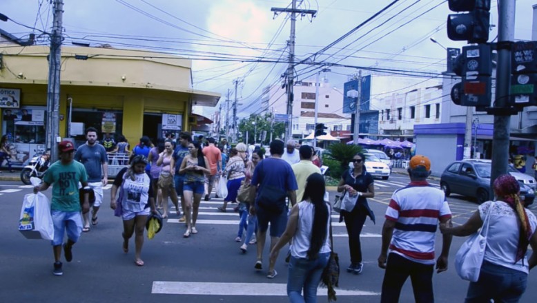 Final de ano é o período de maior movimento no comércio