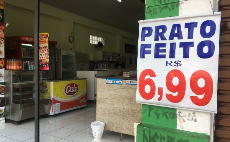 Prato feito é a opção de almoço mais barata