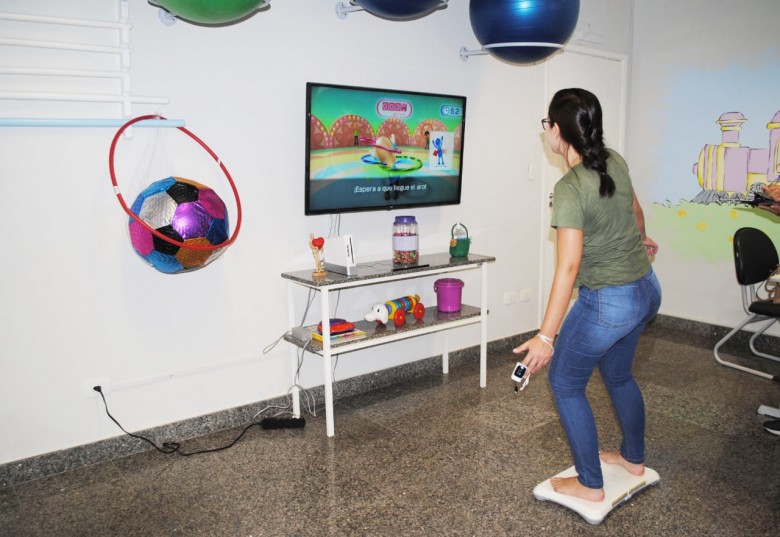 Sessão de gameoterapia é realizada com duração entre 45 minutos a uma hora